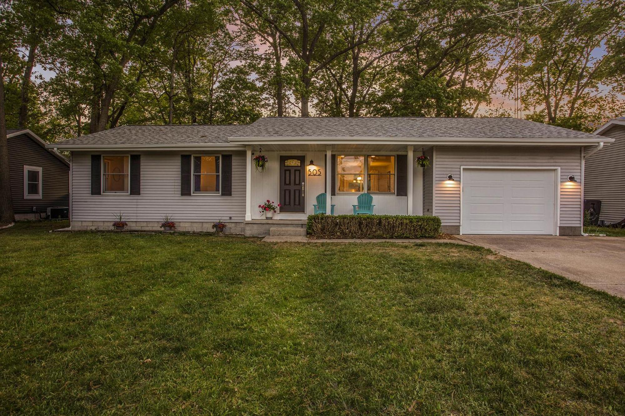 Atlas - Whole House - 5Br 2Ba - Hot Tub - Game Rooms - Theater - Fenced Backyard Muskegon Exterior photo