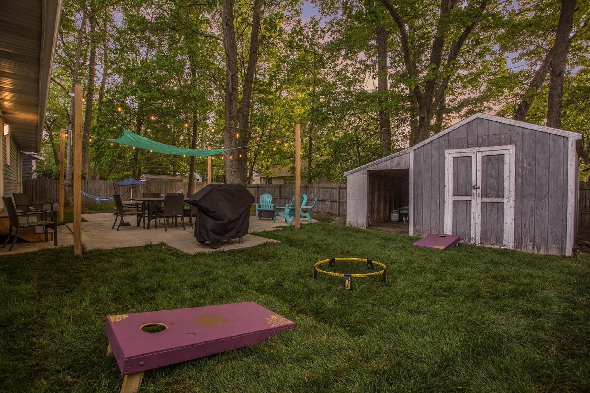 Atlas - Whole House - 5Br 2Ba - Hot Tub - Game Rooms - Theater - Fenced Backyard Muskegon Exterior photo